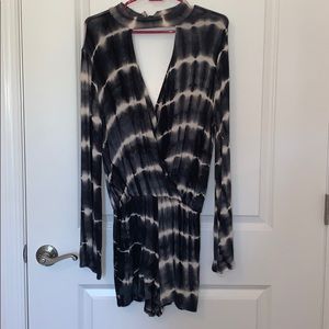 Vintage Havana tie dye romper. Fits like a medium